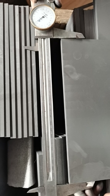 High Density Fine Particle Graphite Plate for Sewage Electrolysis Customized Sizes DC-1.85