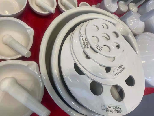 1.85 Bulk Density Alumina Ceramic Porcelain Clay Boat Crucible with Flake Graphite