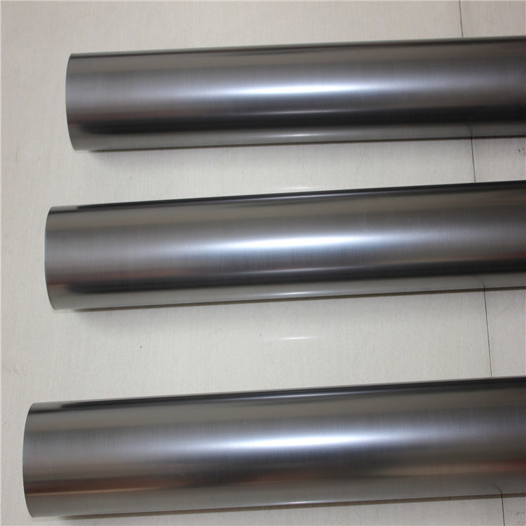 2500mm Length Extruded Graphite Rod 1.75g Density 0.8mm Thickness Extruded Forming Way