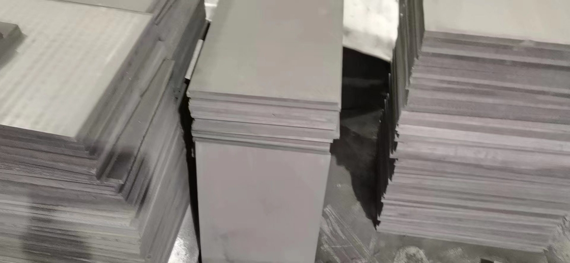 Forming Way Isostatic Pressing Molded Graphite Plate for High Purity Carbon Graphite